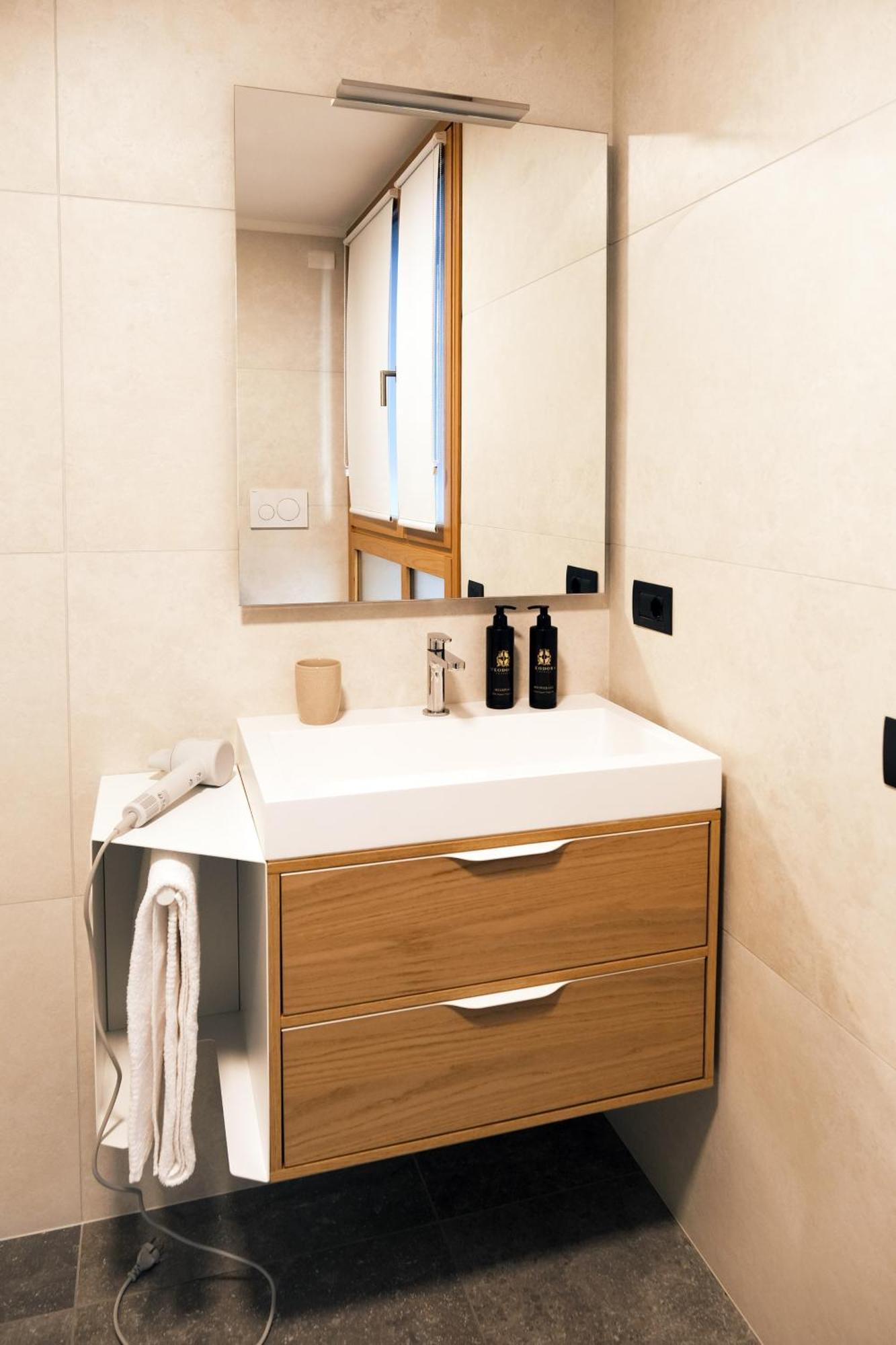 Comecasa Modern Terraced & Palestra Apartment Milano Dış mekan fotoğraf