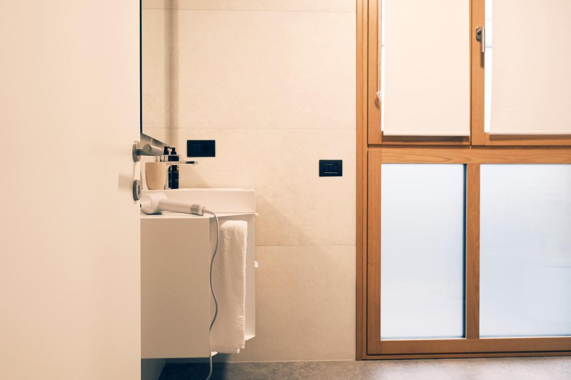 Comecasa Modern Terraced & Palestra Apartment Milano Dış mekan fotoğraf